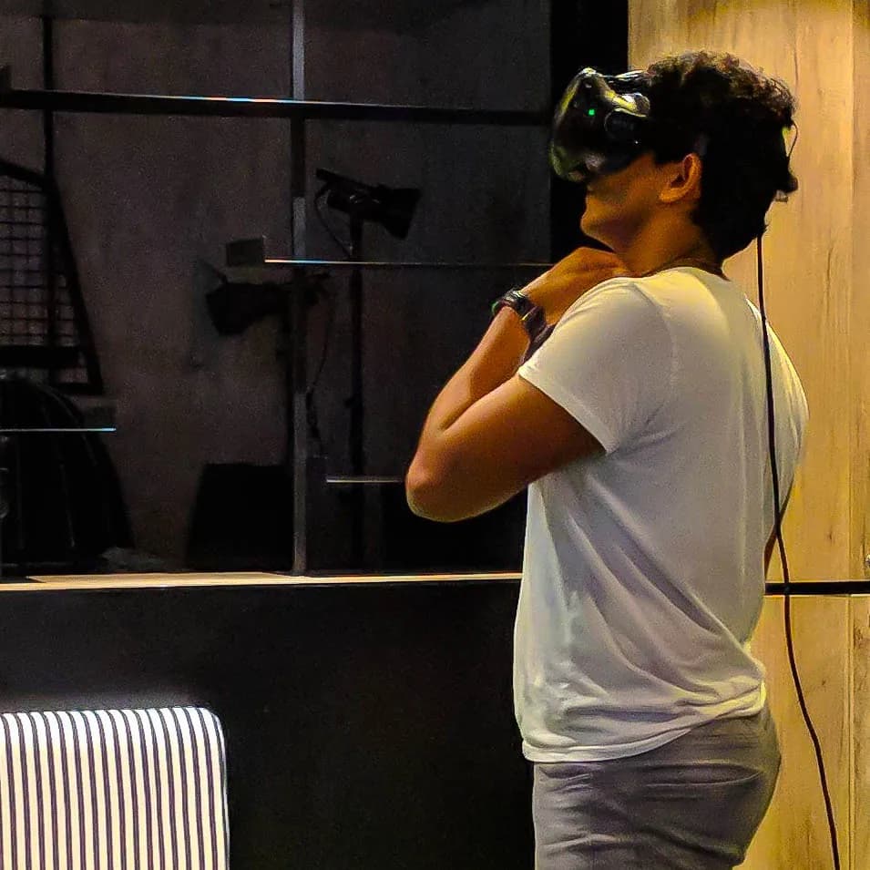 A team member exploring a virtual reality experience